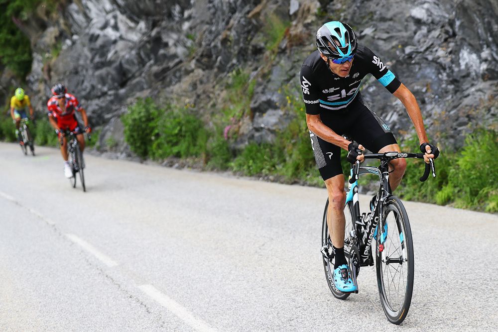 Chris Froome attacks during stage 5 at the Criterium du dauphine