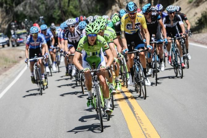 Cannondale on the front trying to set up Peter Sagan for the win