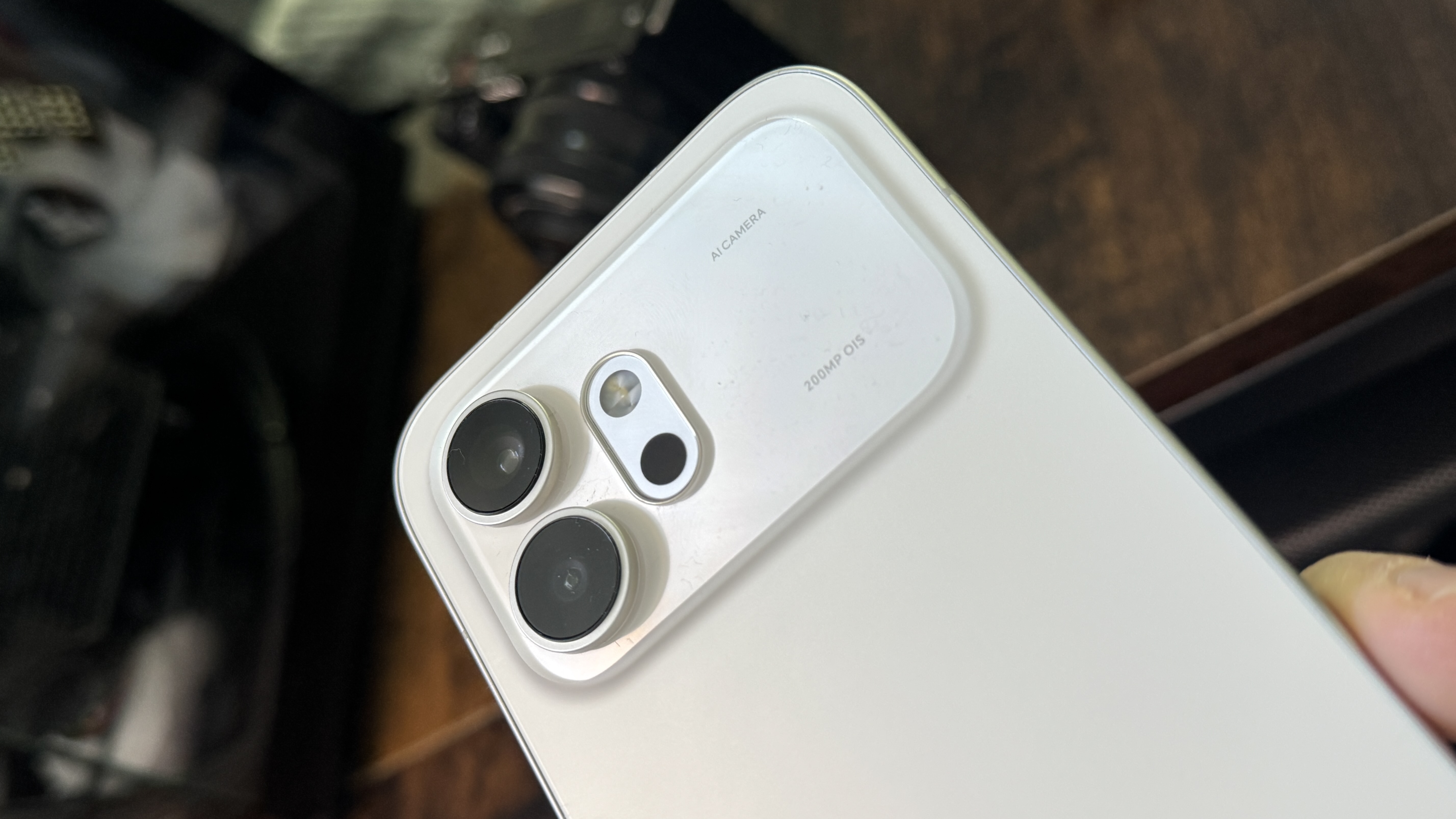 آنر 600