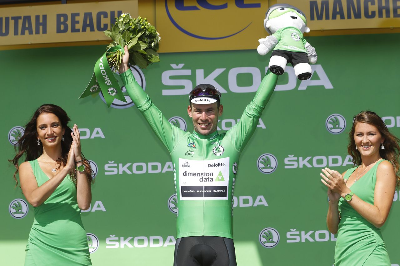 Mark Cavendish (Dimension Data) in the green jersey on stage 1