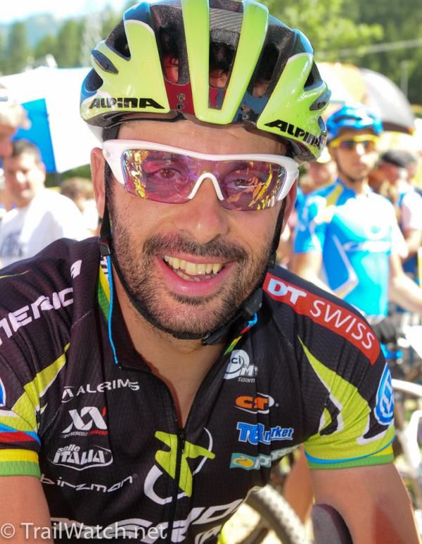 Jose Antonio Ramos Hermida (Muiltivan Merida) is always jovial at the starting line