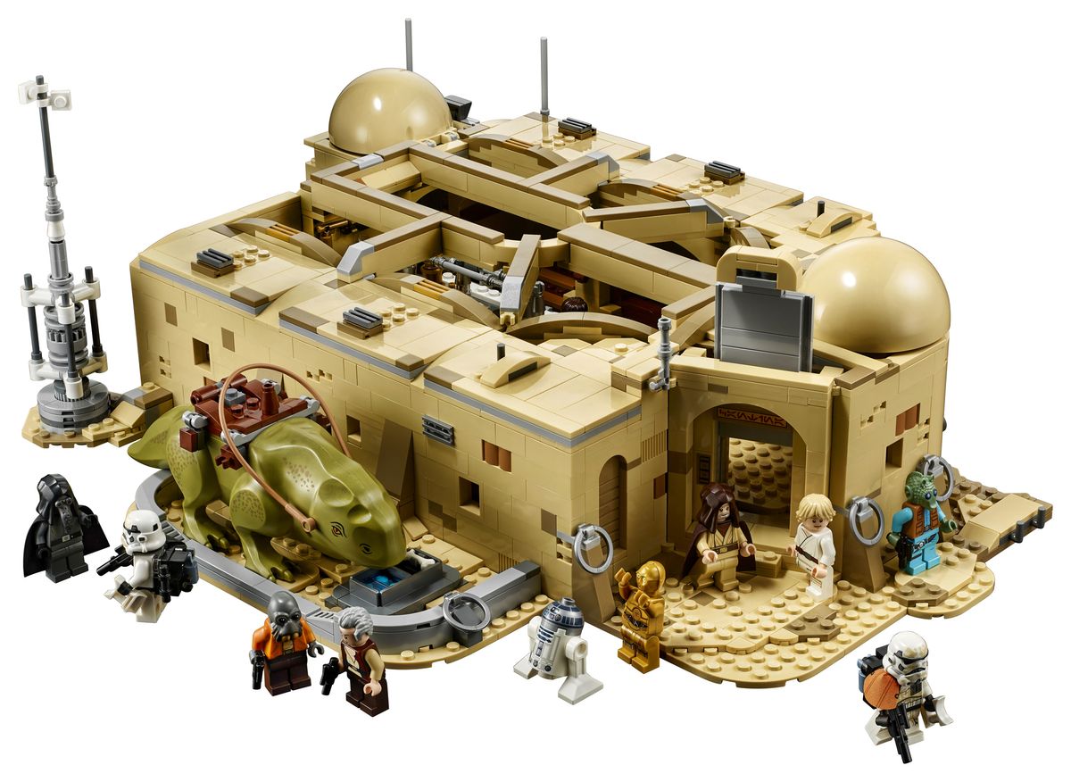 Lego is launching an epic Mos Eisley Cantina set from "Star Wars: A New Hope" on Oct. 1, 2020.