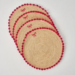 Red Scalloped Bow Placemat