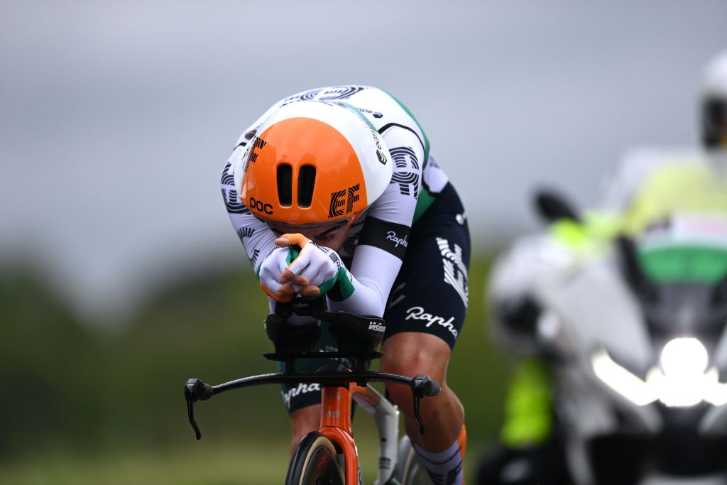 Riders competing in a individual time trial on stage 9 of the 2023 Giro d'Italia