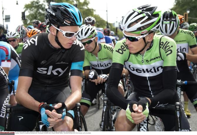 Chris Froome (Sky) and Robert Gesink (Belkin) have a chat on the start line