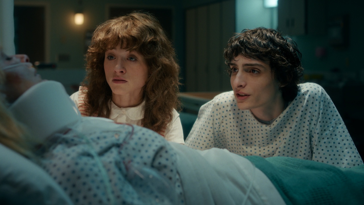 Nancy and Mike visiting Karen in the hospital in Stranger Things Season 5x02