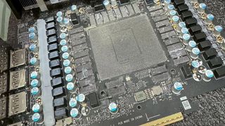 RTX 5090 with missing core and memory