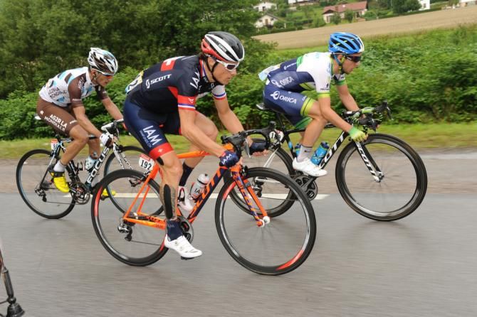 The breakaway of five riders