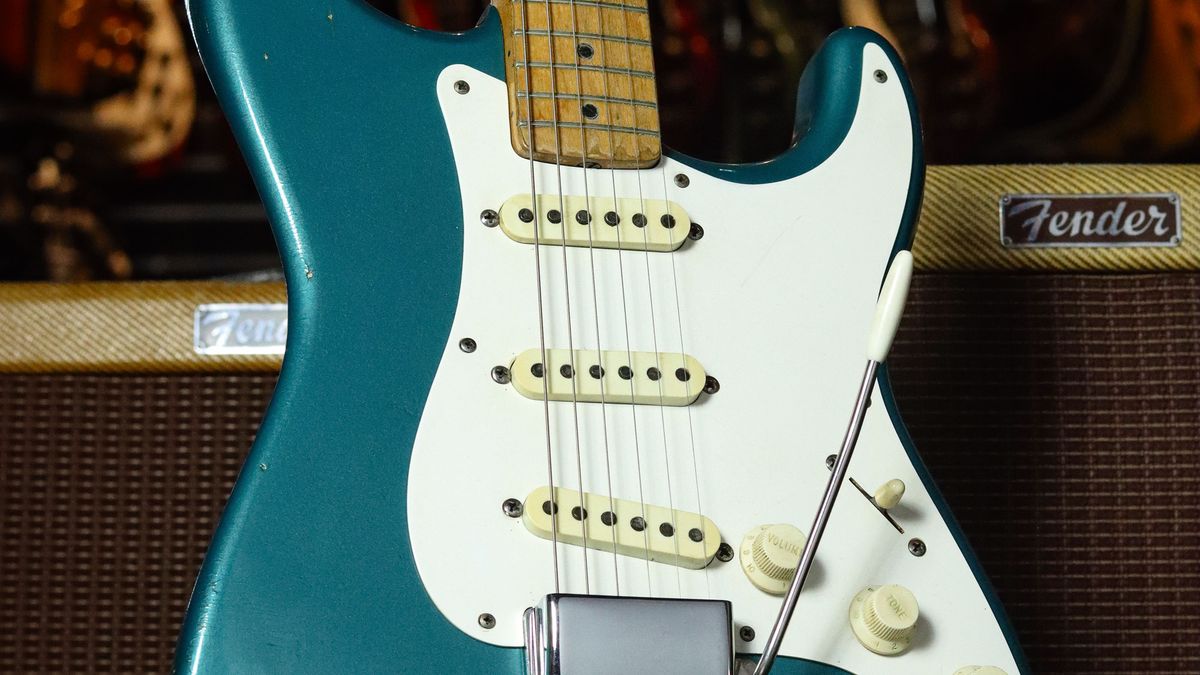 1957 Fender Stratocaster in Moreno Blue