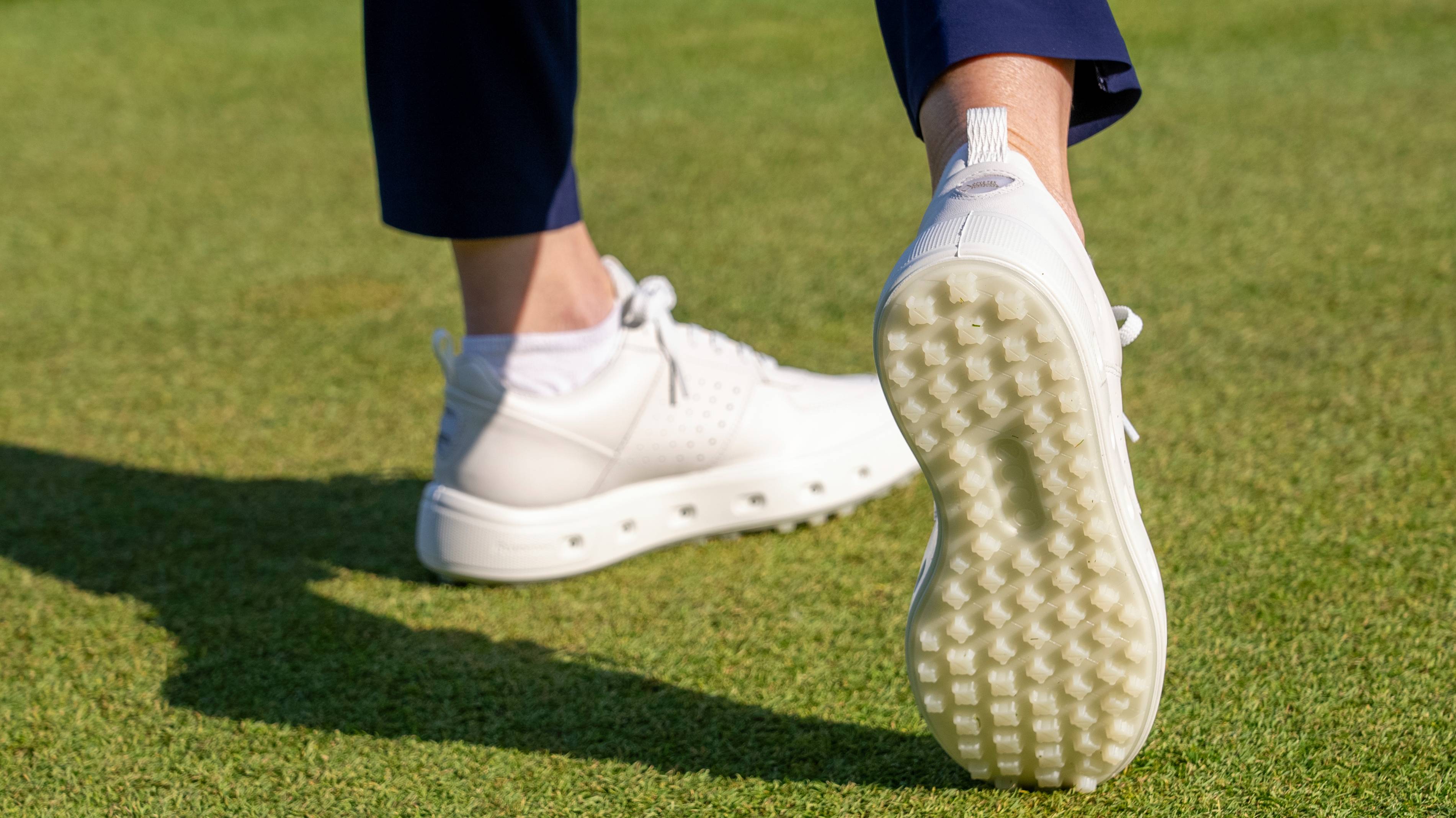 Ecco Street 720 women's golf shoe