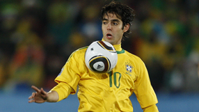 Kaka back with Brazil after two-year hiatus