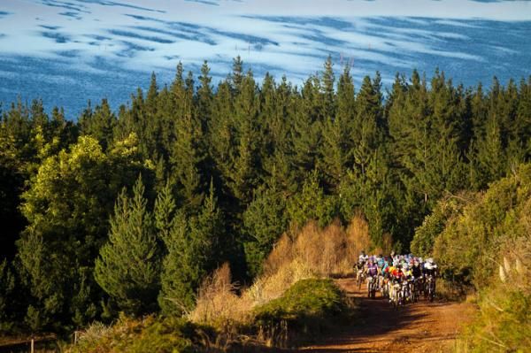 Lead riders climb Nuweberg
