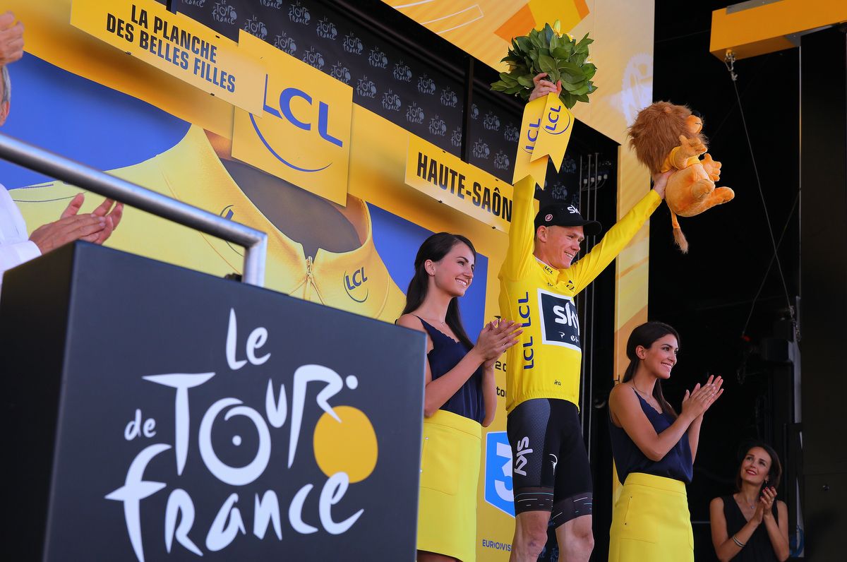 Chris Froome collects yellow jersey number 45