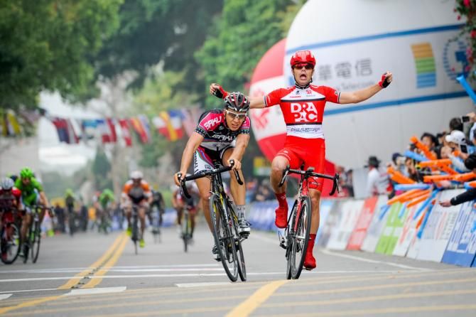 Christoph Schweizer almost caught Wippert on the line