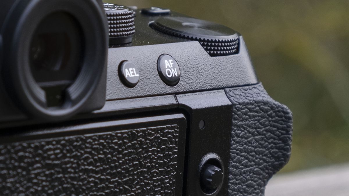 Fujifilm X-S10