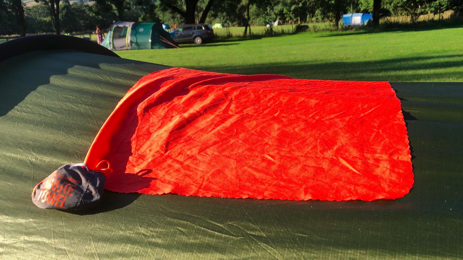 Serviette Microfibre Sea To Summit AirLite – Grande & Legere Voyage