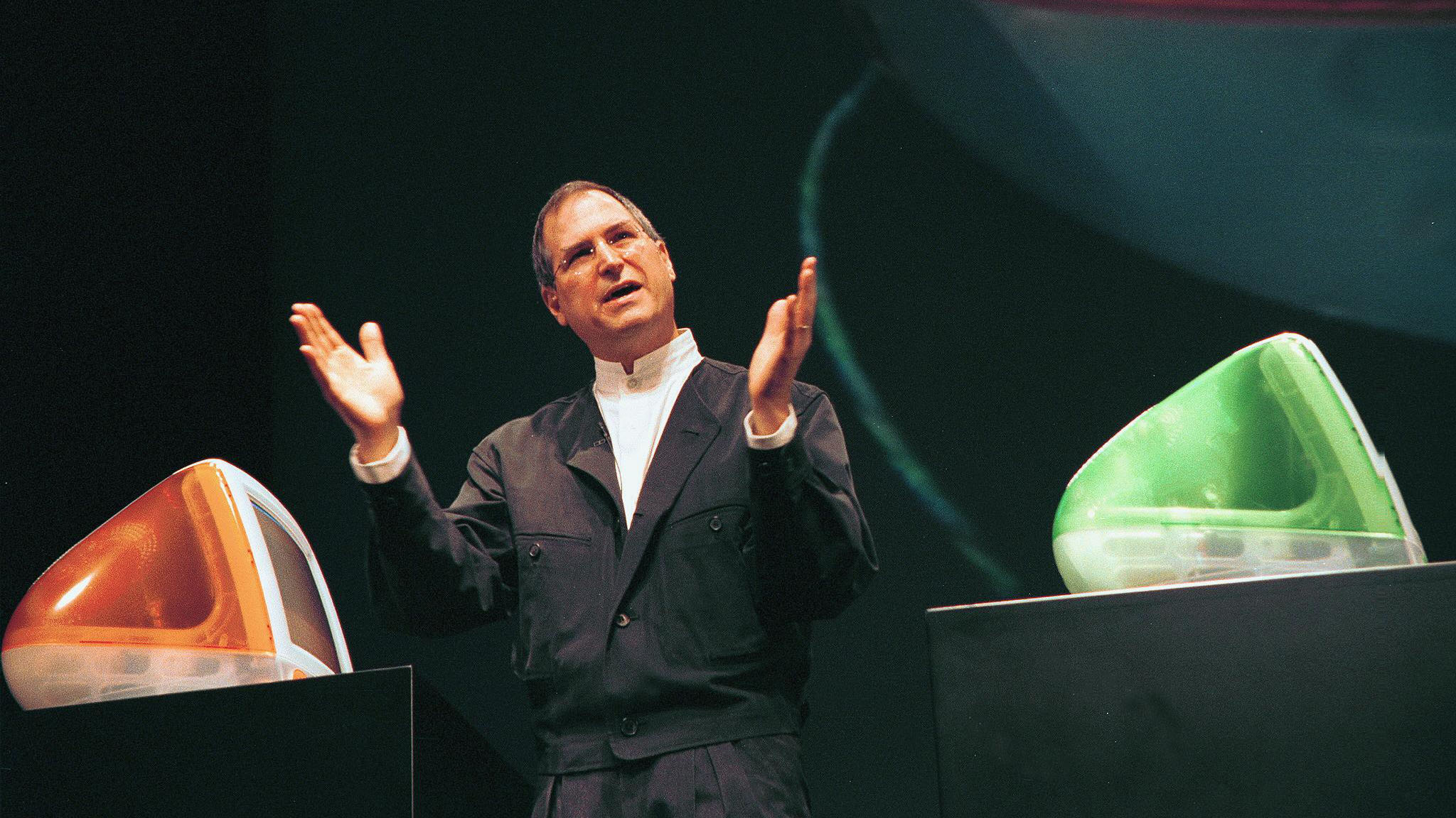 Apple Computer interim CEO and co-founder Steve Jobs introduces the next generation of the popular iMacs starting at 999 USD and as high as 1499 USD, during an Apple Special Event in Cupertino, California, 05 October, 1999.