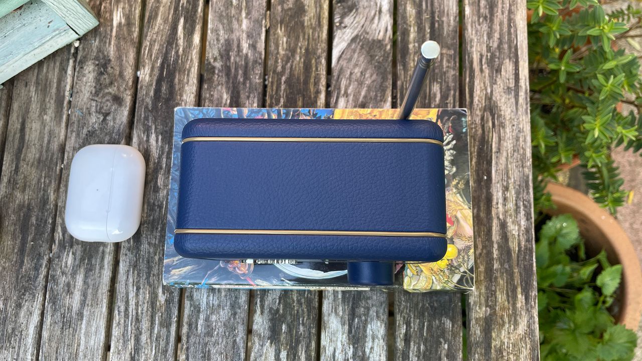Roberts Revival Petite 2 internet radio