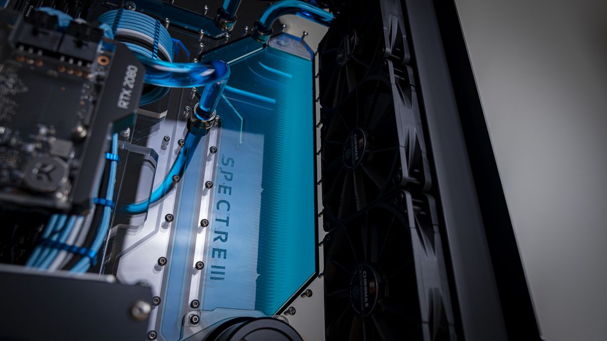 Blue Shift, Spectre III PC Build