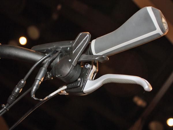When you hit the rear brake, the system also automatically switches into regenerative mode to help charge the battery on the go.