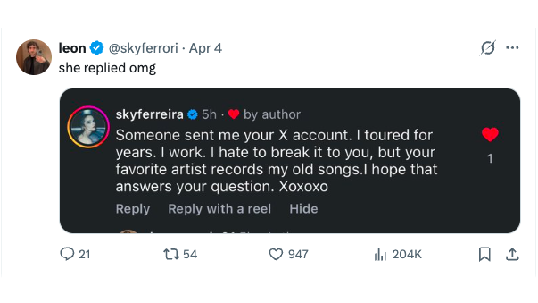 A screenshot of a twitter comment on user 'Leon' showing Sky Ferreira replying to his post