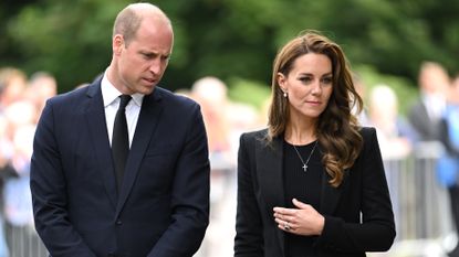 Kate Middleton overwhelmed by tributes to the Queen - 'I can't read ...