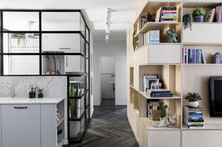 Clever bookshelfs for storage and decor