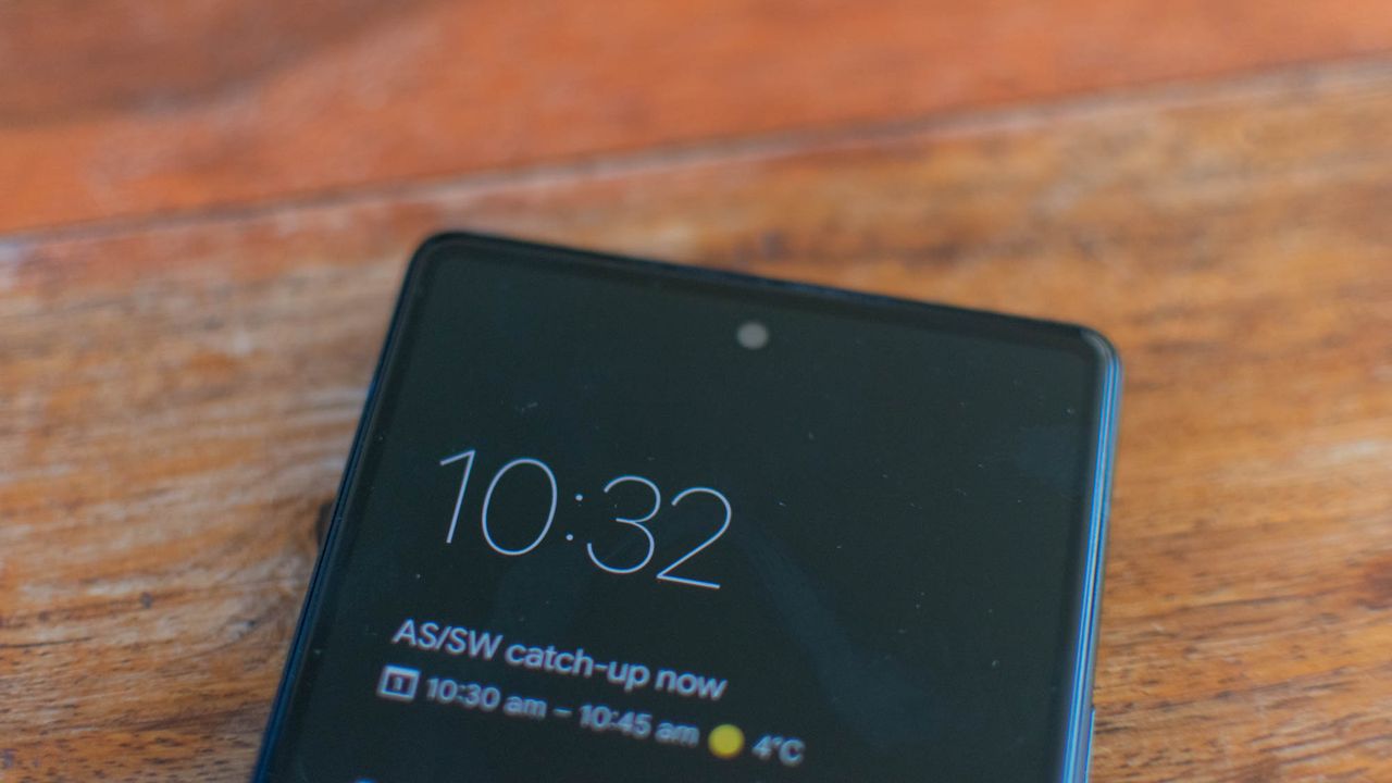 A closeup of the Google Pixel 6's selfie camera