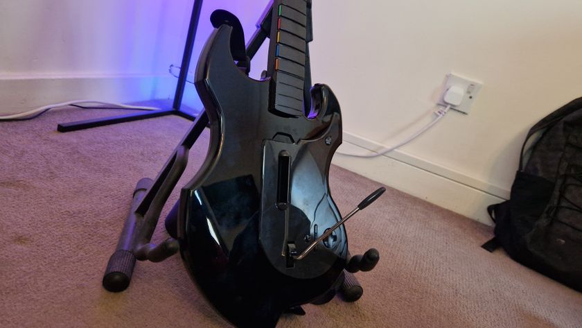 PDP Riffmaster hands-on image of the guitar&#039;s plastic body