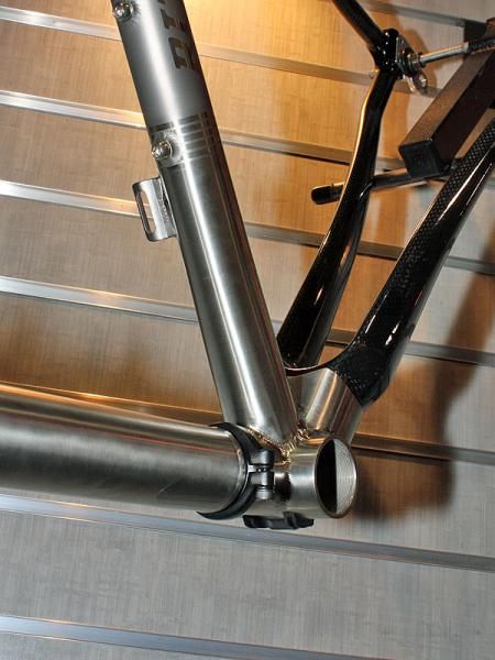 The bigger main triangle promises more stiffness but also more durability.