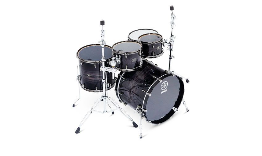 All the shell hardware has been nickel plated with a smoked finish, giving the drums a sharp look from the off