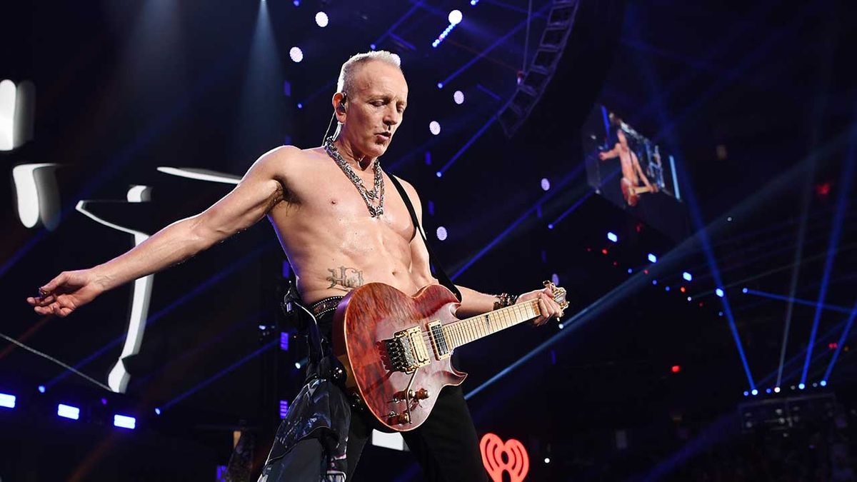 Phil Collen onstage