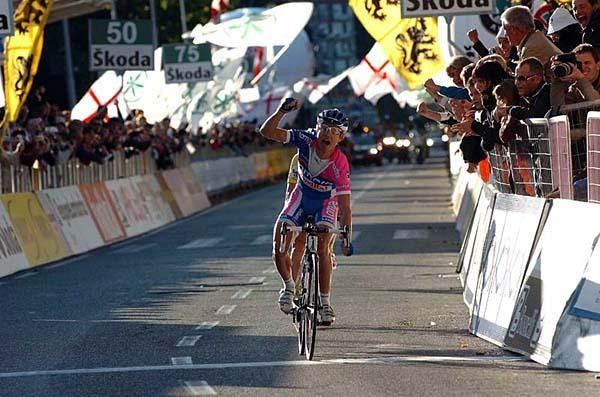 Damiano Cunego (Lampre-Fondital) claims the final ProTour race of the season.