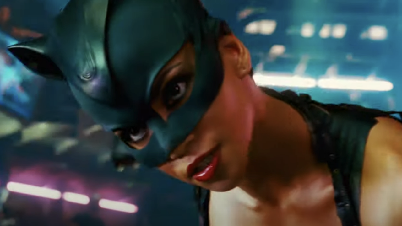 As Halle Berry’s Catwoman Turns 20, The Director Opens Up About The Broken Script, The Vicious Reviews, And Why Batman Wasn’t Part Of The Movie