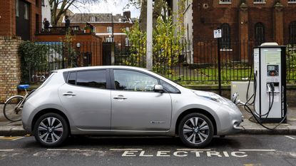 Go Ultra Low Nissan LEAF electric car