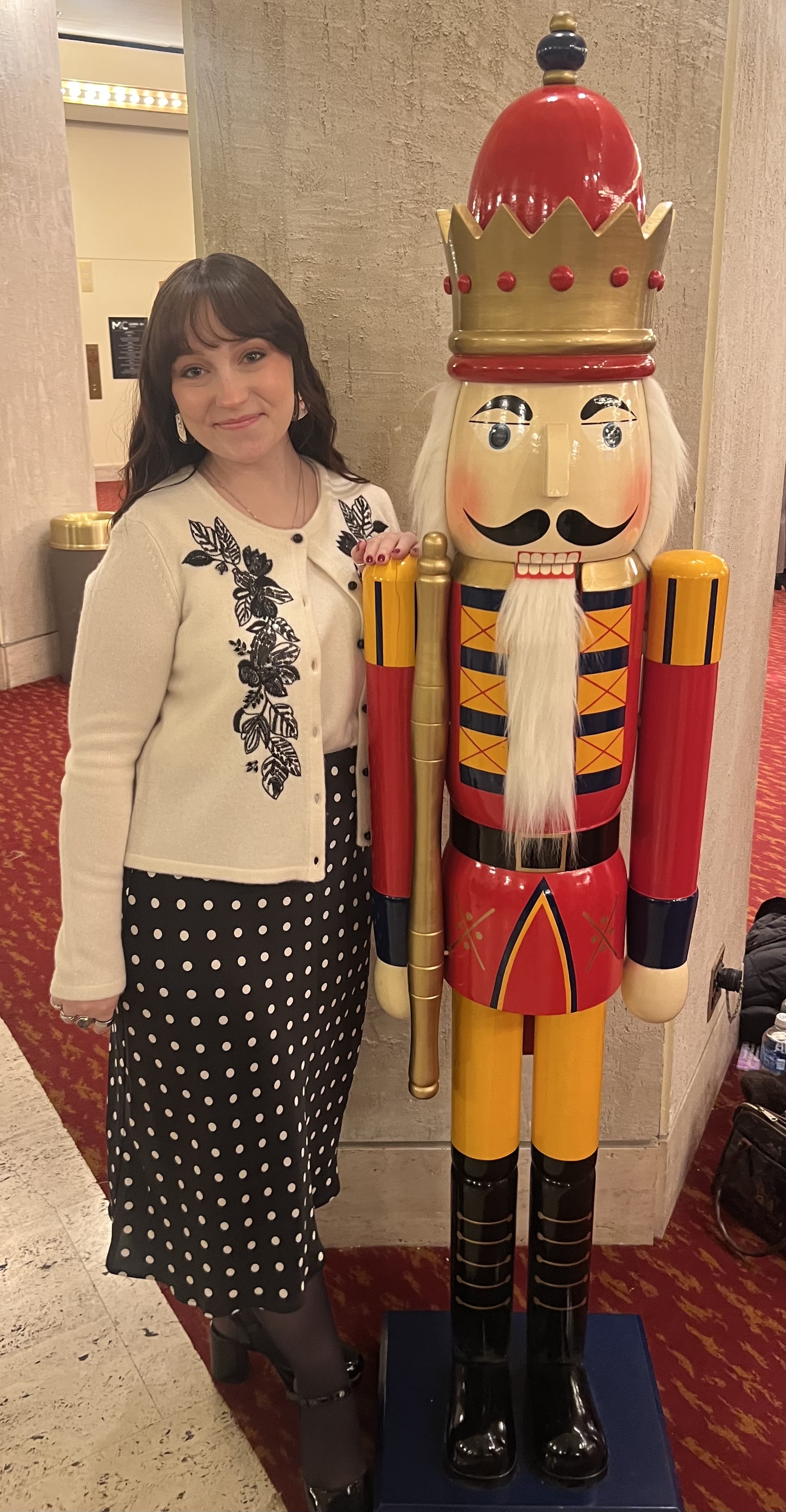 Meguire Hennes wore a cardigan set and a polka-dot maxi skirt to the ballet