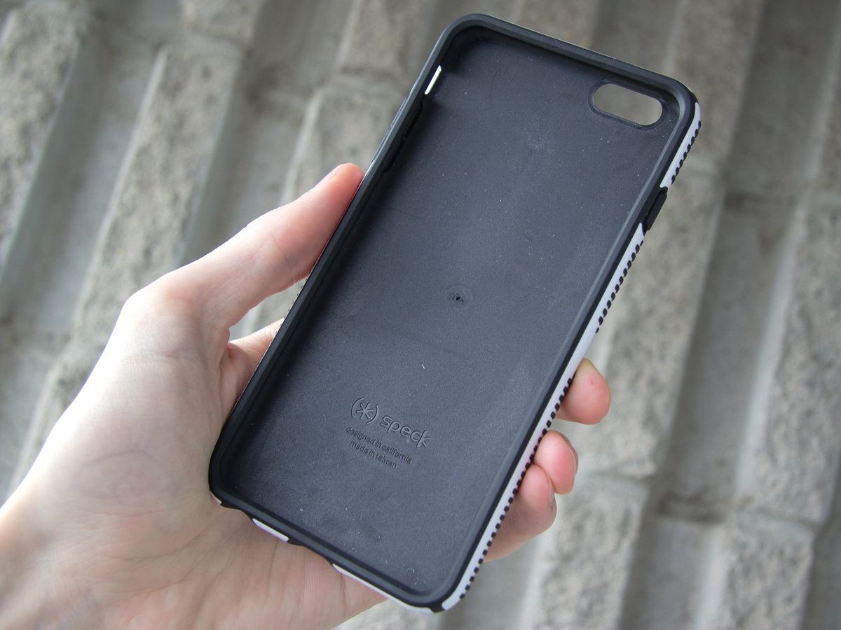 Inside of Speck CandyShell Grip case for the iPhone 6s