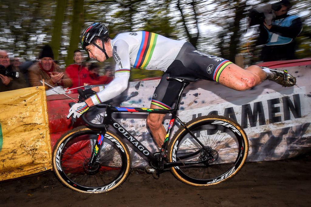 Wout Van Aert (Crelan-Vastgoedservice) doing a half Superman impersonation