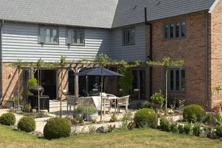 patio with pergola