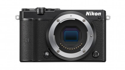 Nikon 1 J5