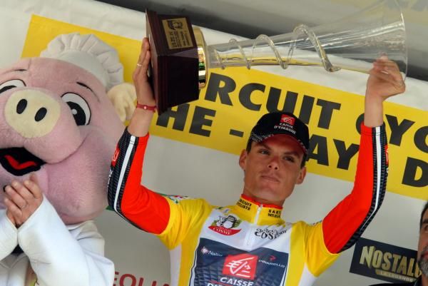 Luis Leon Sanchez (Caisse d'Epargne) celebrates on the podium after winning the event.