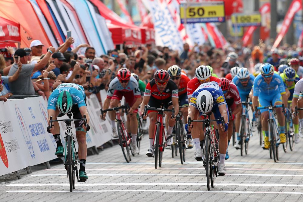 A bike throw at the line earned the win for Bennett on stage 3 in Turkey