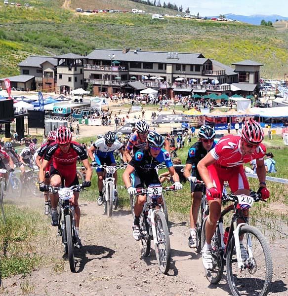 Todd Wells (Specialized) wins the uphill start.