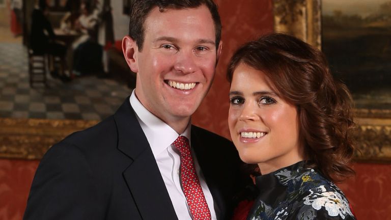 ) Princess Eugenie and Jack Brooksbank pose in the Picture Gallery at Buckingham Palace