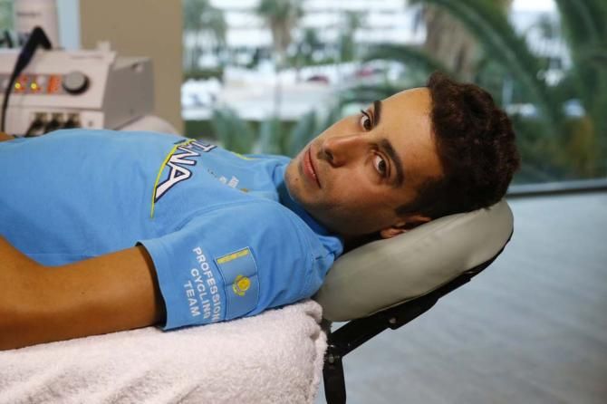 Fabio Aru (Astana) relaxes during a massage