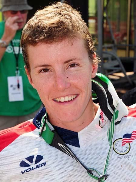 Darien Harvey (Cannondale Factory Racing) took the victory and maintains the series lead