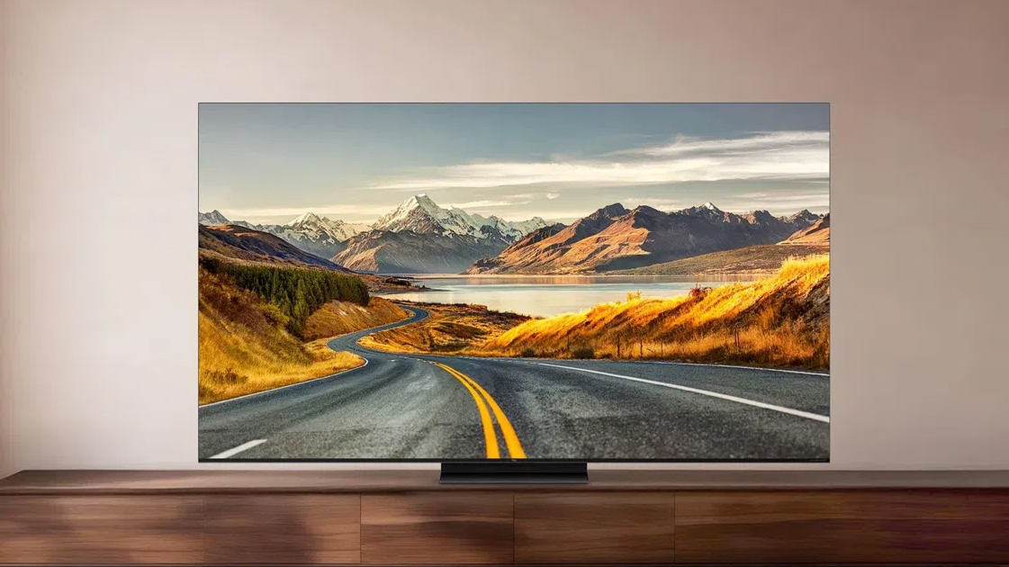 TCL C7L TV