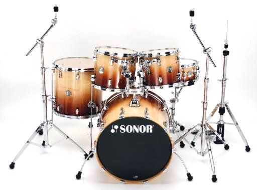 Get your ear drums ready. The Force 3005 sounds like a powerhouse