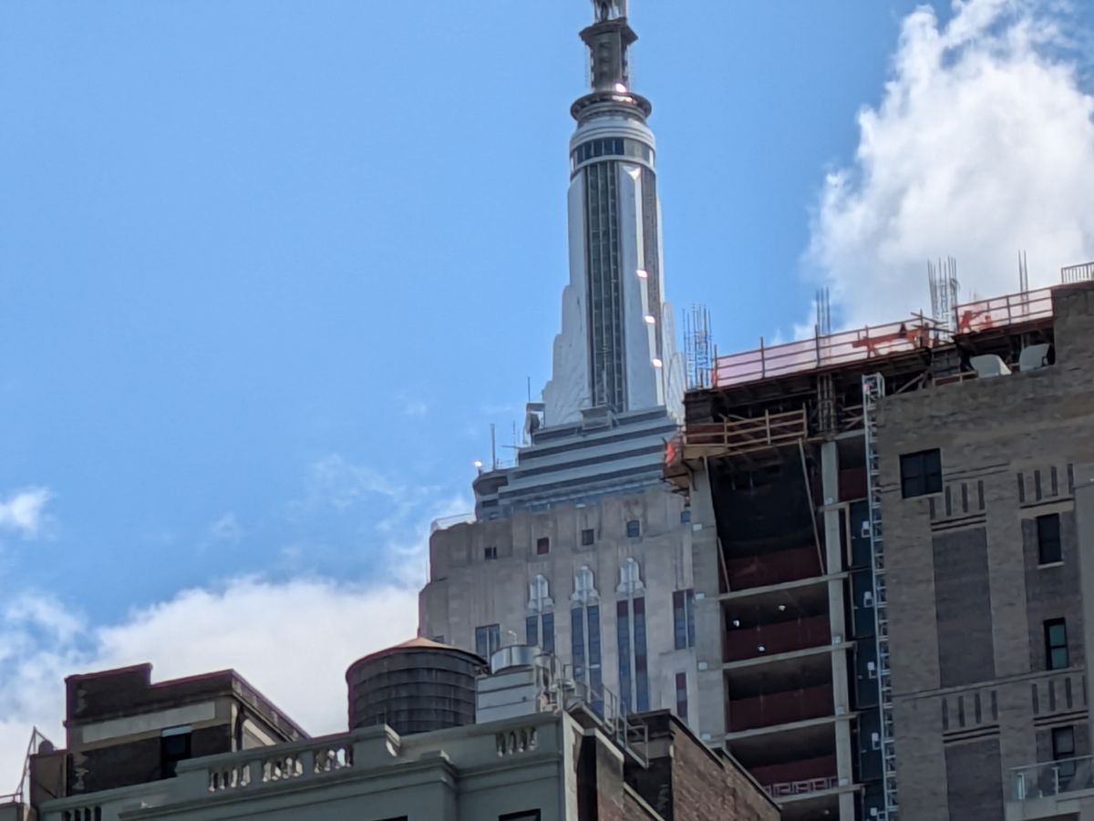 Google Pixel 8a zoom sample.