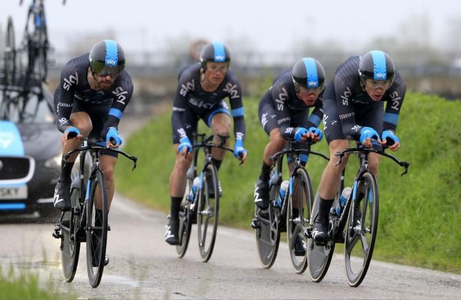 Swift leads the Team Sky four at speed